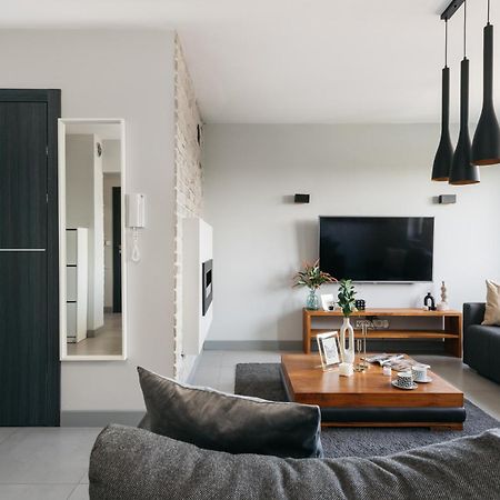 Wetlands Apartment - Loftaffair Krakow Bagian luar foto